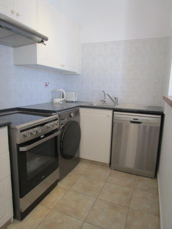 Resitour - Regina Gardens Apartment Paphos ภายนอก รูปภาพ